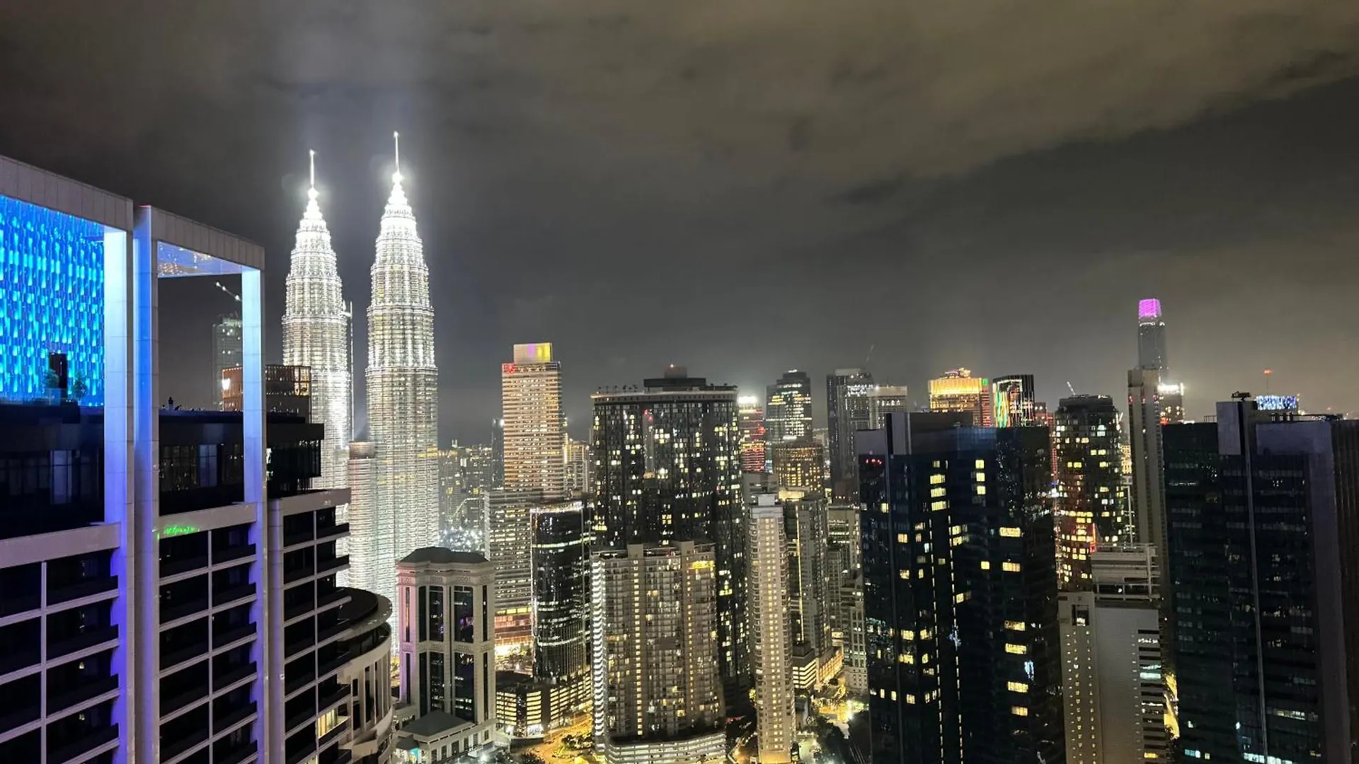 The Platinum Kuala Lumpur Heaven Touch Daire